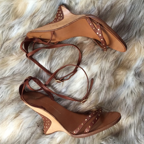 Authentic Giuseppe Zanotti Design Leather Sandal ⭐️ - Picture 5 of 7